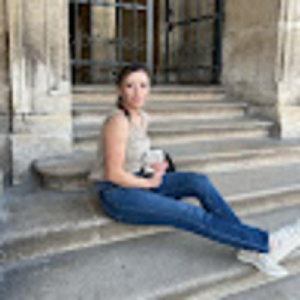 Meet your Posher, Jessica
